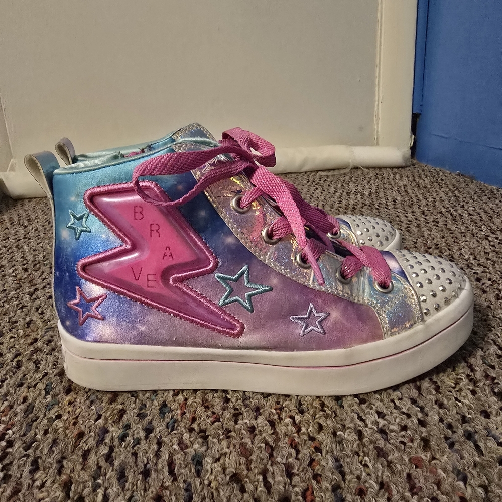 Child's size 2 Skechers Twinkle Toes  Shoes High Top Zipper Lace up Brave Strong